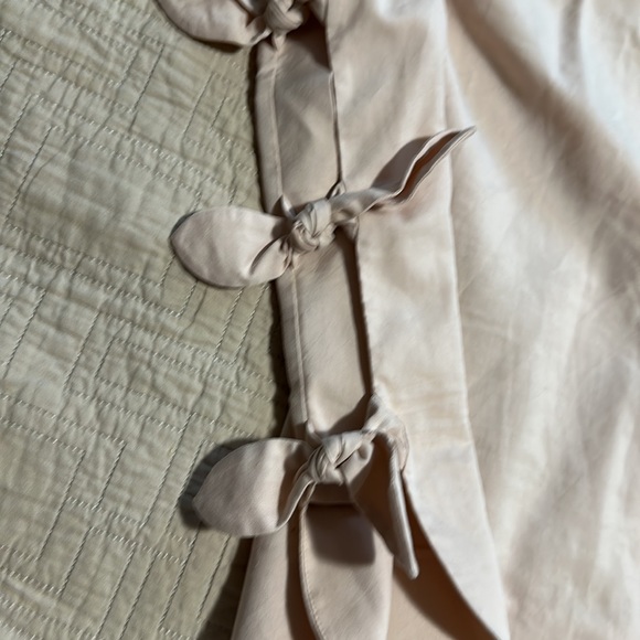 Club Monaco top ! Brand new - Picture 3 of 3